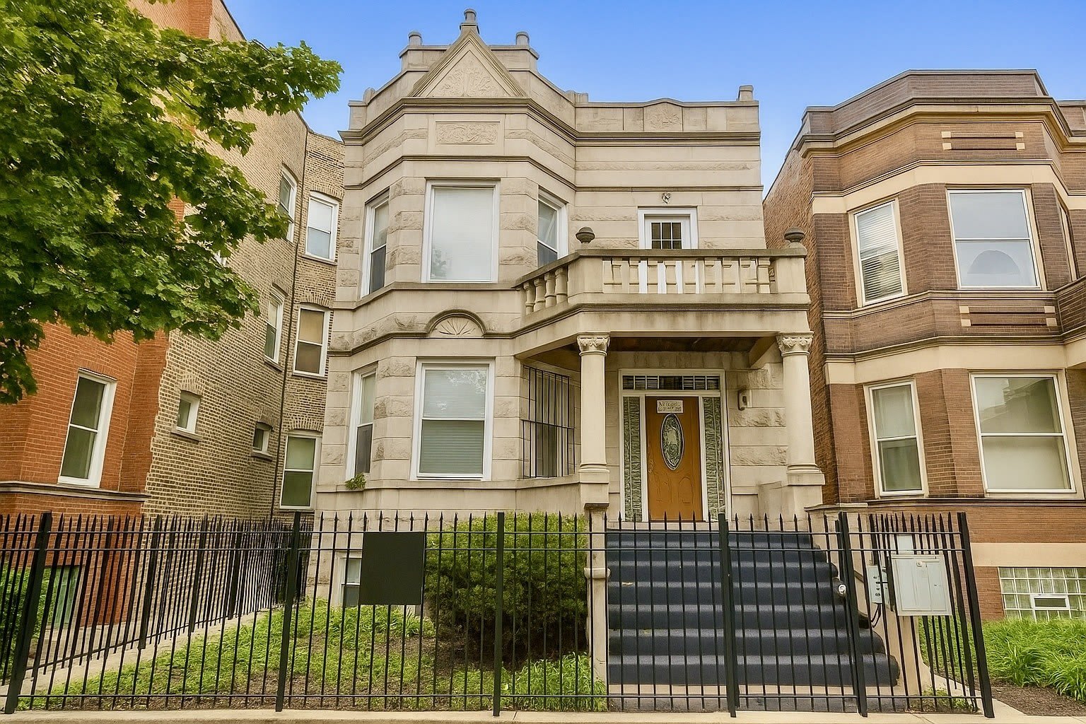 6130 S Rhodes Street – photo 1