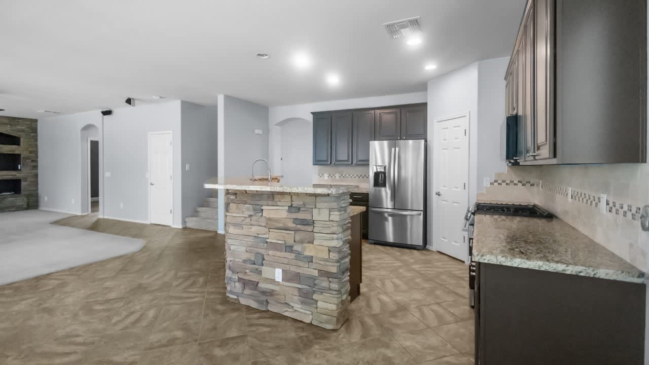 8352 W Molly Ln – photo 5