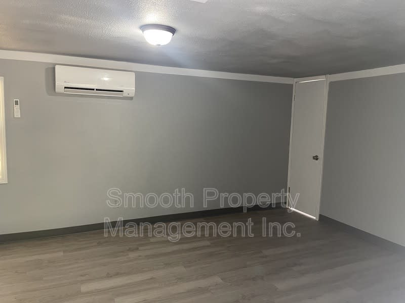 4389 Trailer Park Court – photo 2