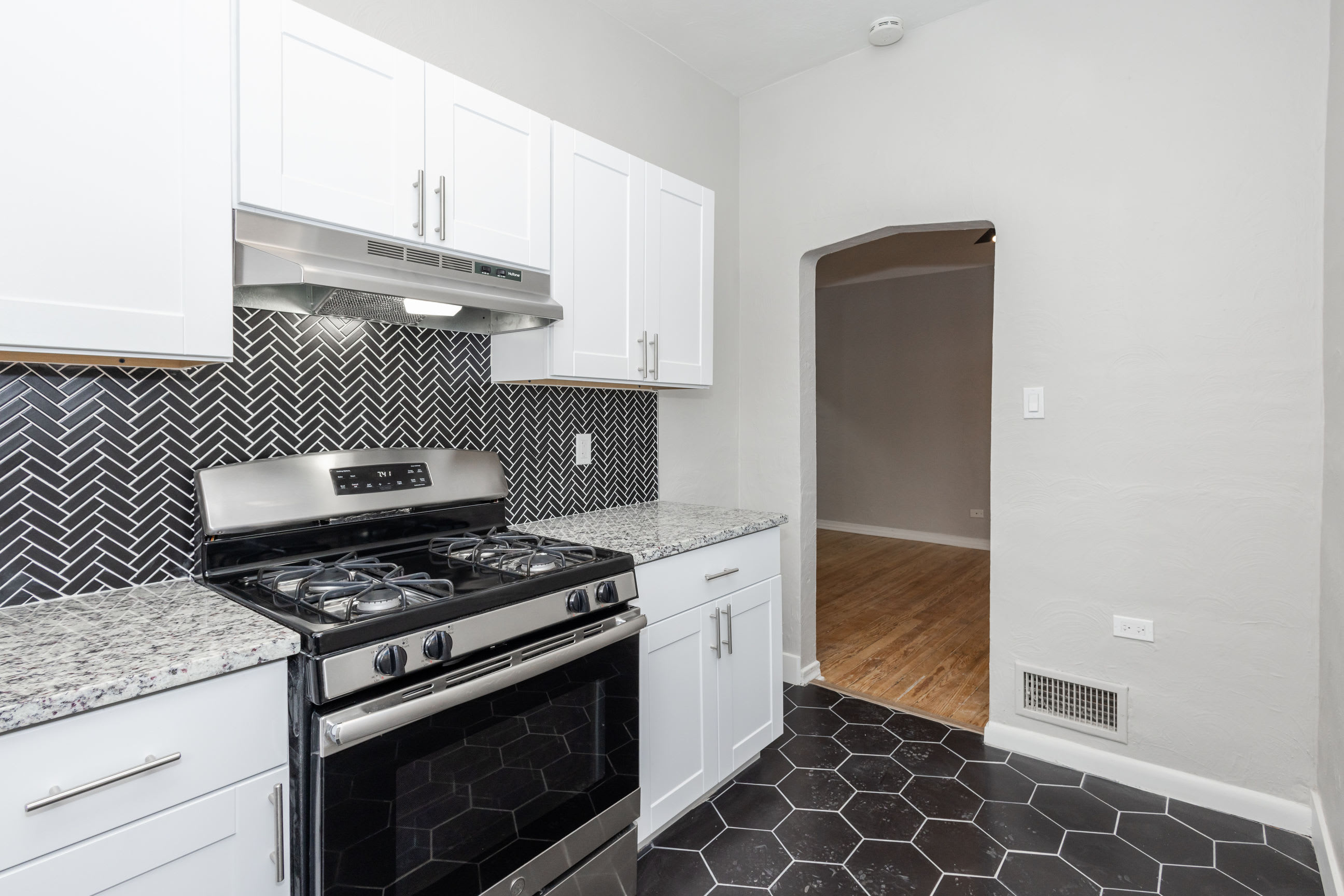 1030 Washington – photo 3