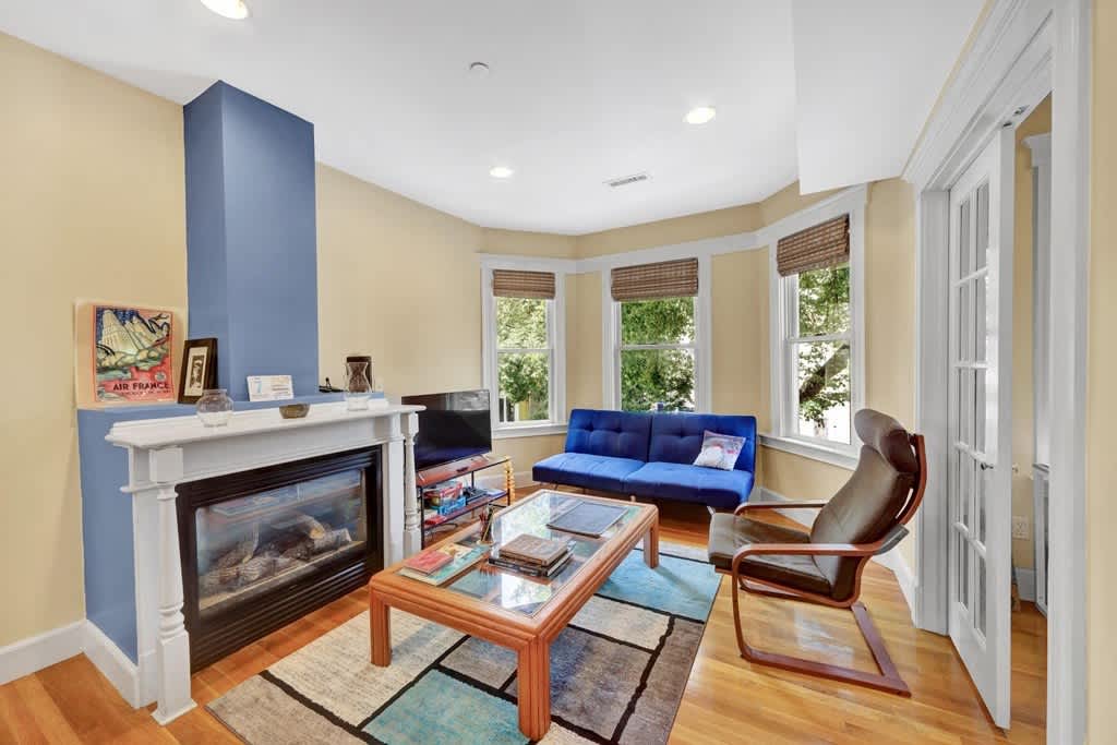 292 Western Ave – photo 2
