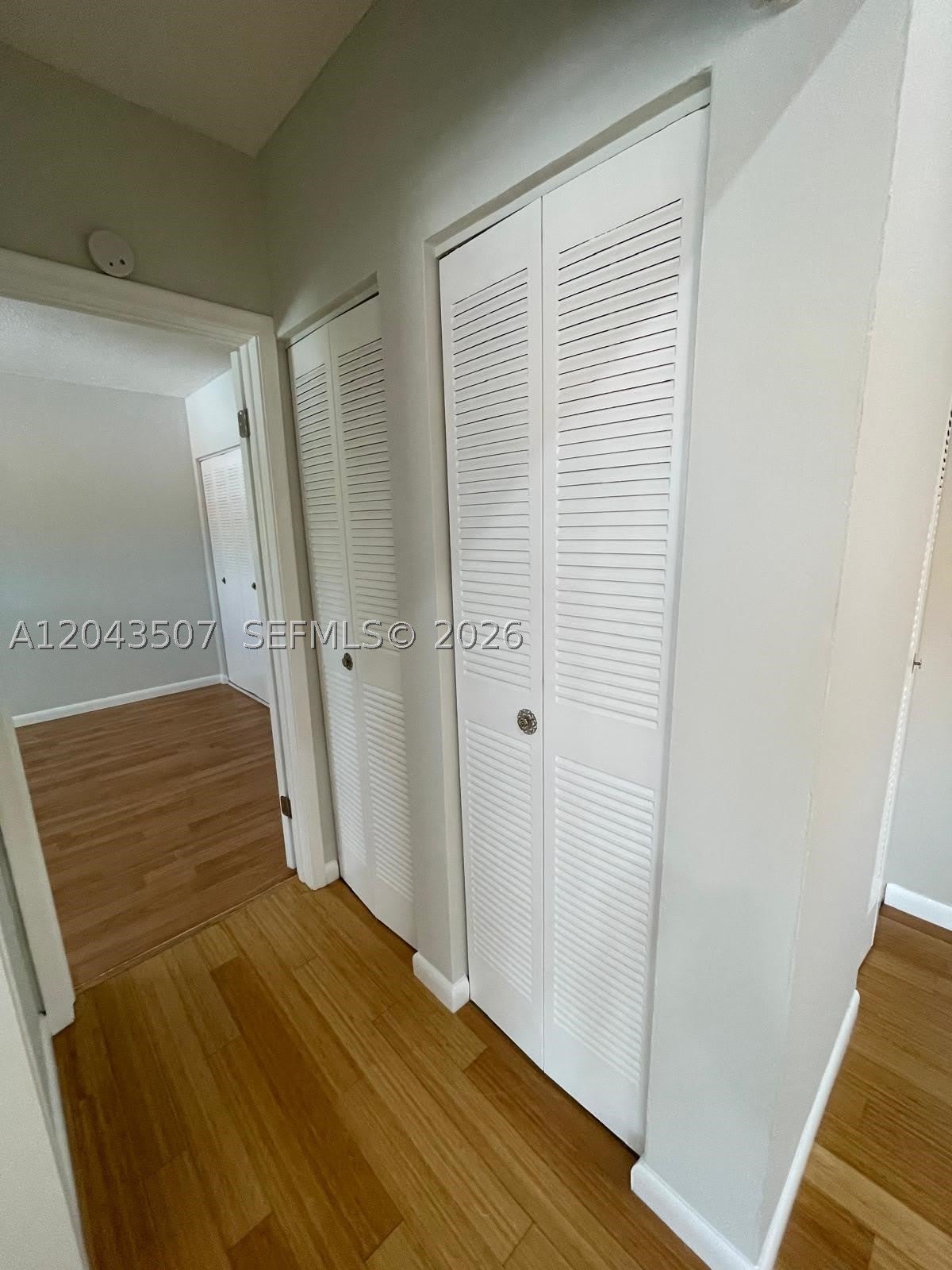1300 N 17Th Ave – photo 3