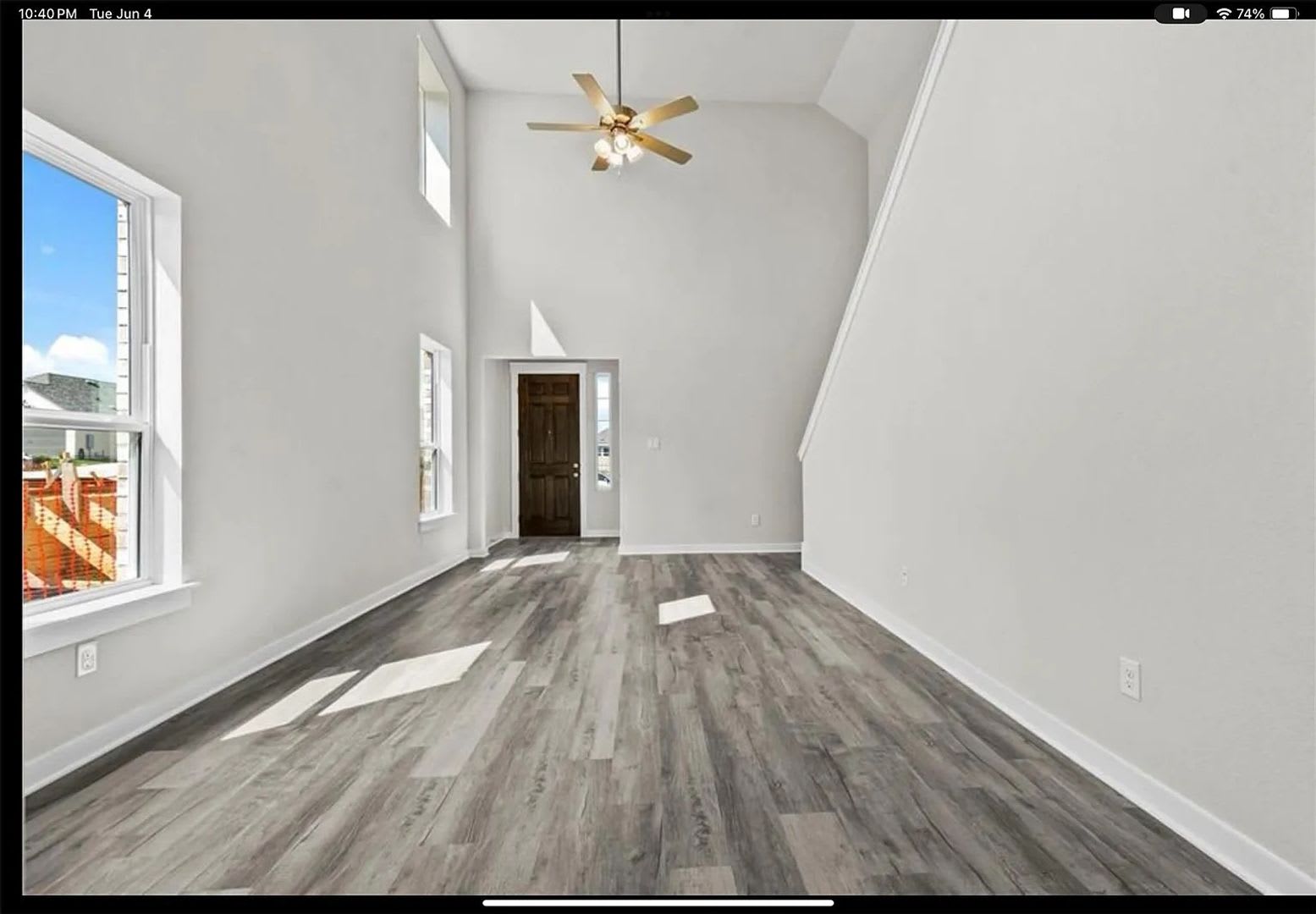 Room in 3 Bedroom Home at Blackwell Ln – photo 5