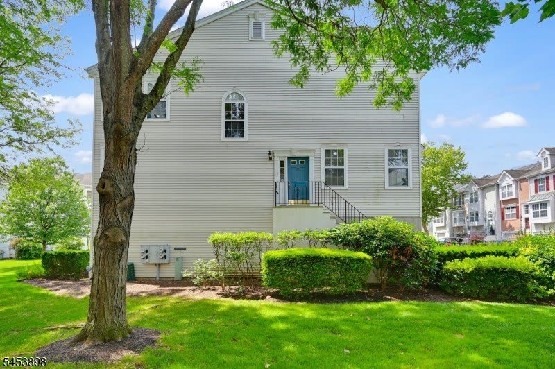 200 Barringer Dr – photo 3