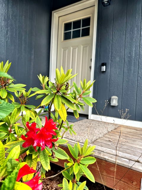 1261 Northeast Larson Boulevard – photo 2