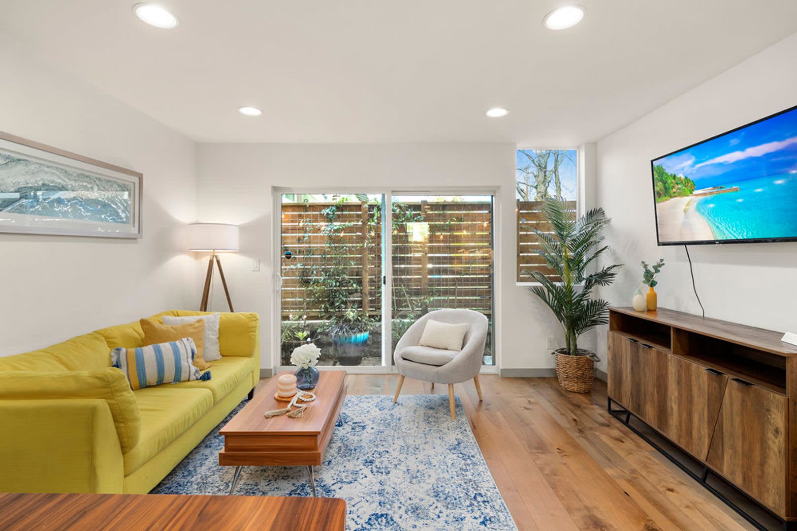 Modern Beacon Hill Townhome – photo 5