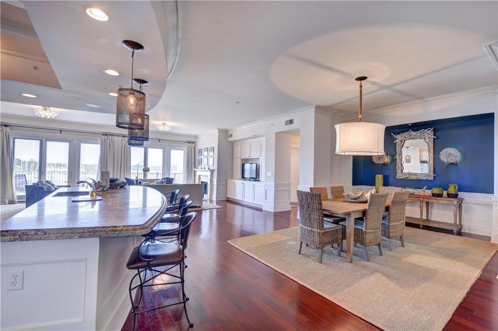 10 Marina Drive – photo 3