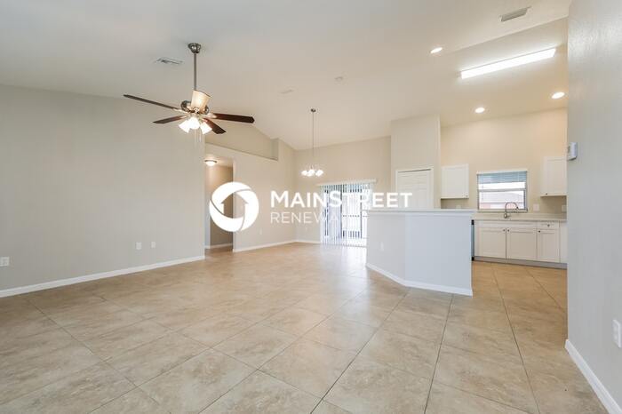 3906 18th Street Southwest – photo 2