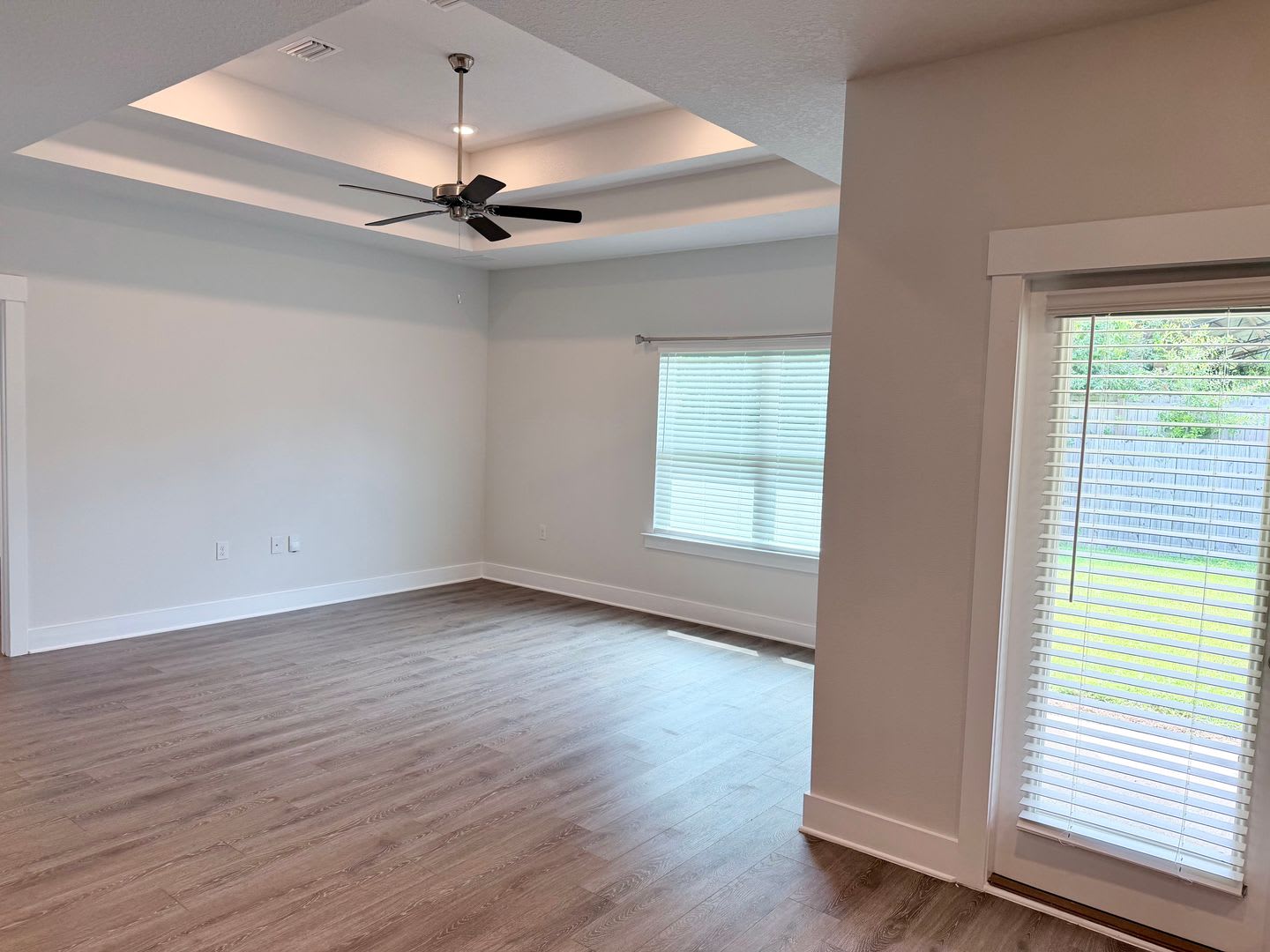 Beautiful 4-Bedroom Home – photo 4
