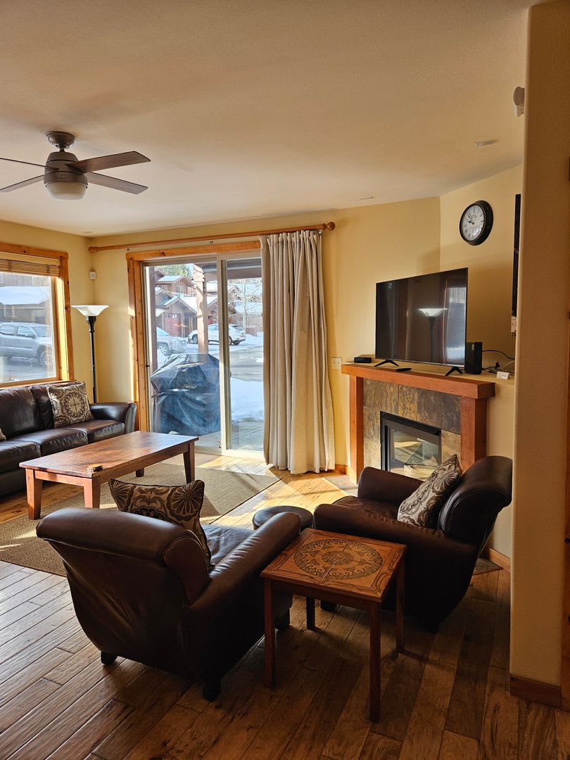 Two Bedroom Ski Lease in the Boulders – photo 2