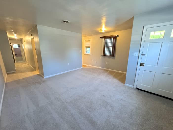 9268 Buckman Avenue – photo 4