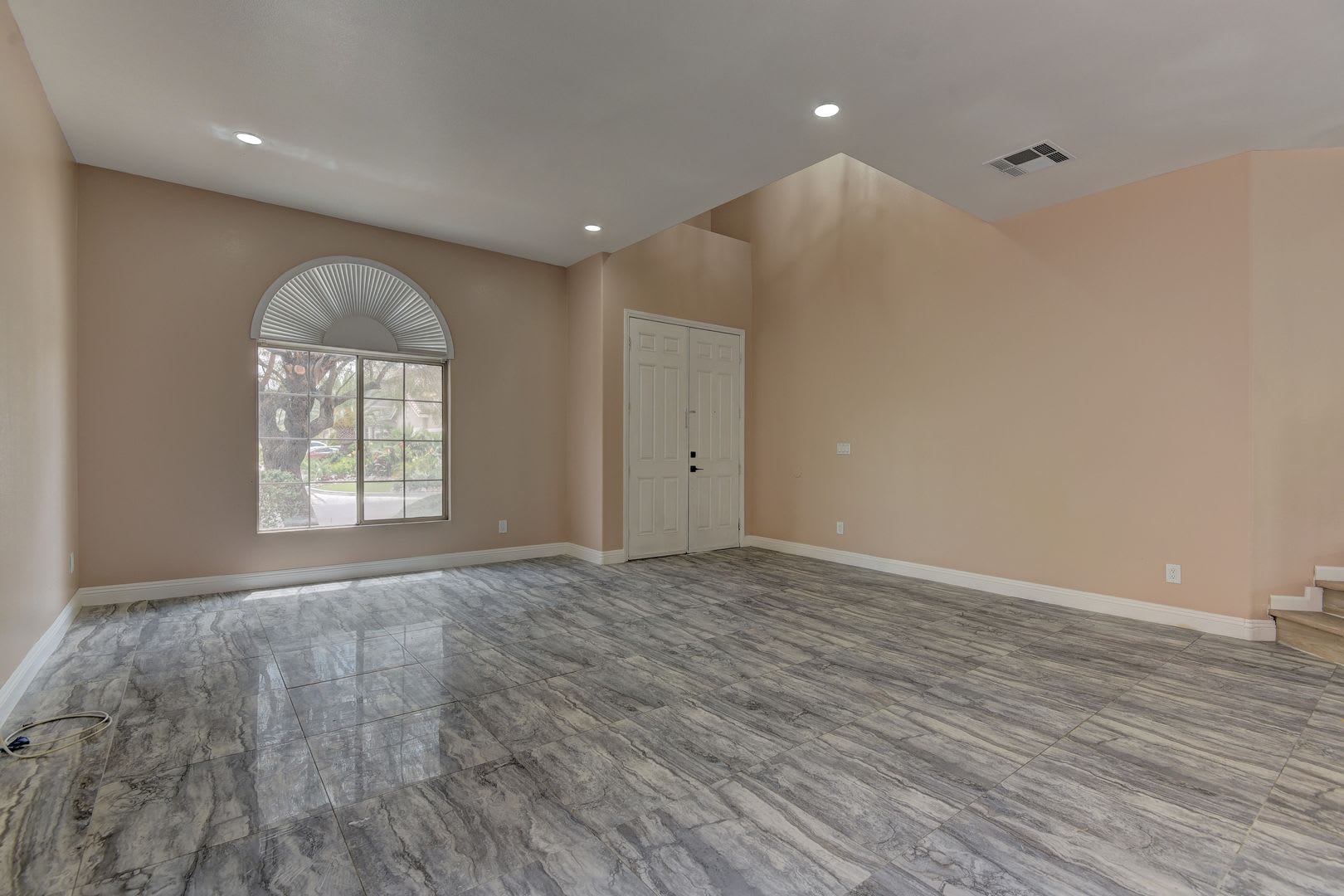 Location, location, location... Loving where you Live! – photo 4