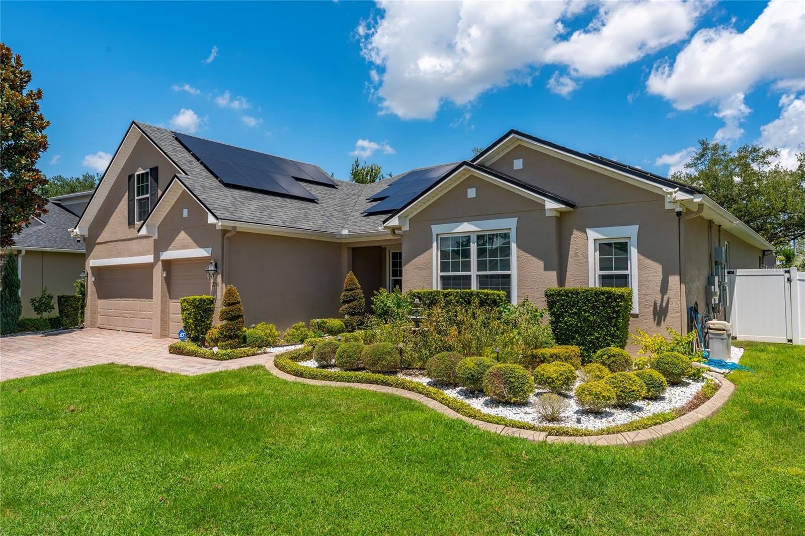 2260 PICKFORD Circle – photo 3