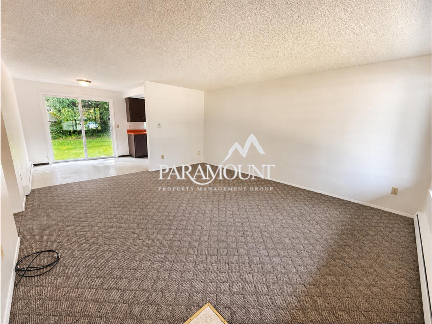(Application Pending)Charming 2-Bedroom Duplex with Garage! – photo 3