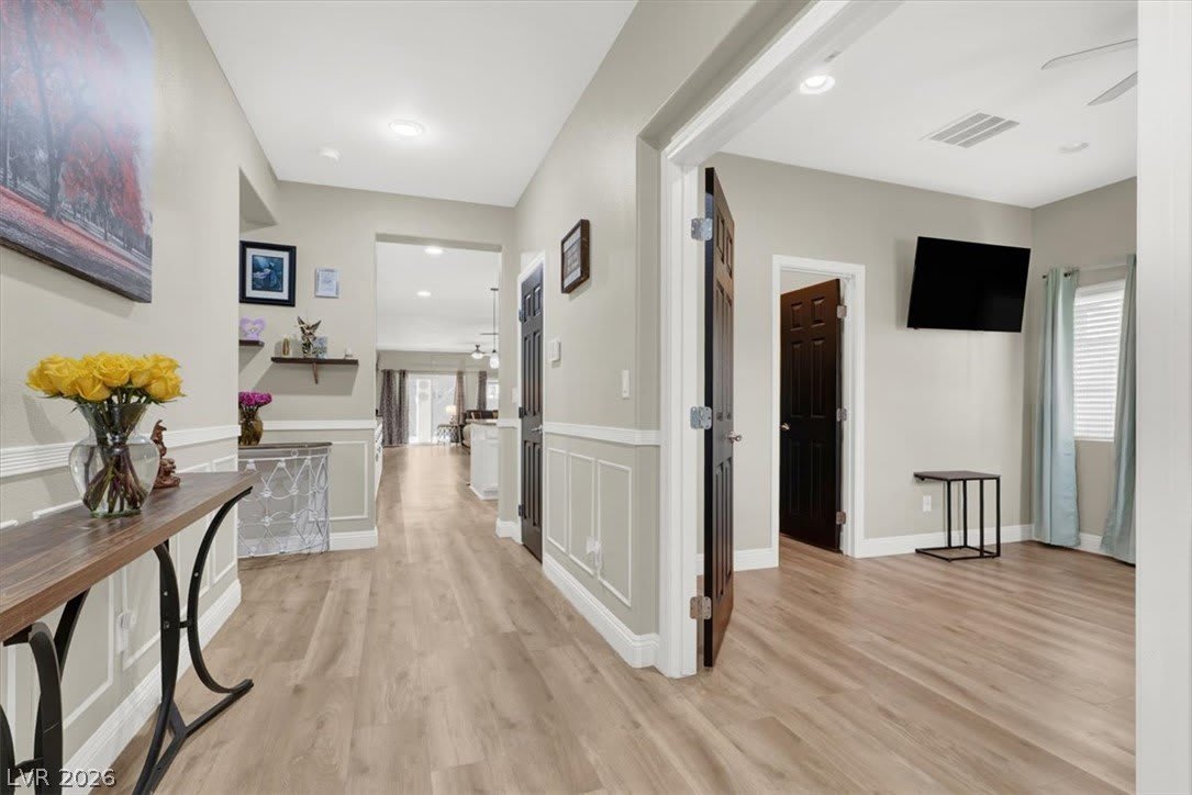 1405 Fantastic Court – photo 4