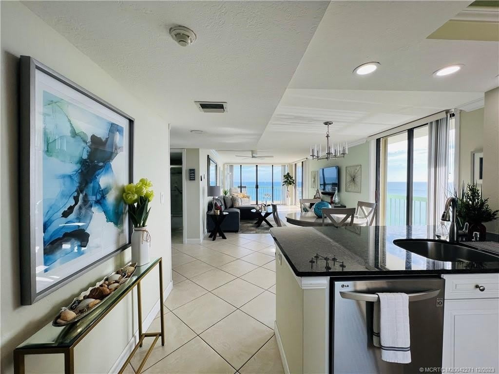 9900 S Ocean Drive – photo 5