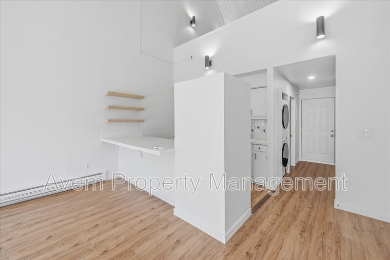 4 Touchstone Drive Unit 133 133 – photo 3