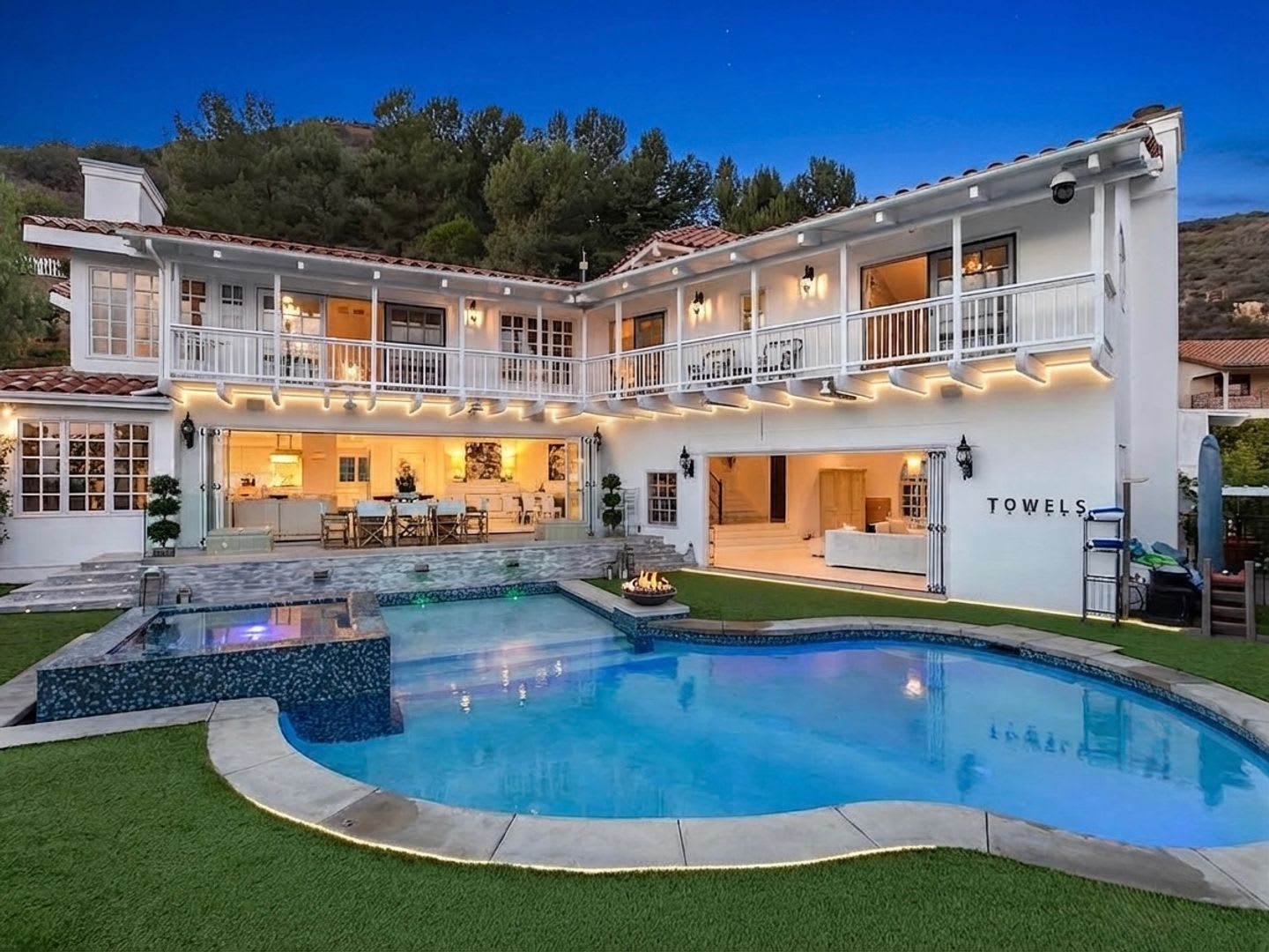 1423 Floresta Pl Pacific Palisades Ca 90272 – photo 2