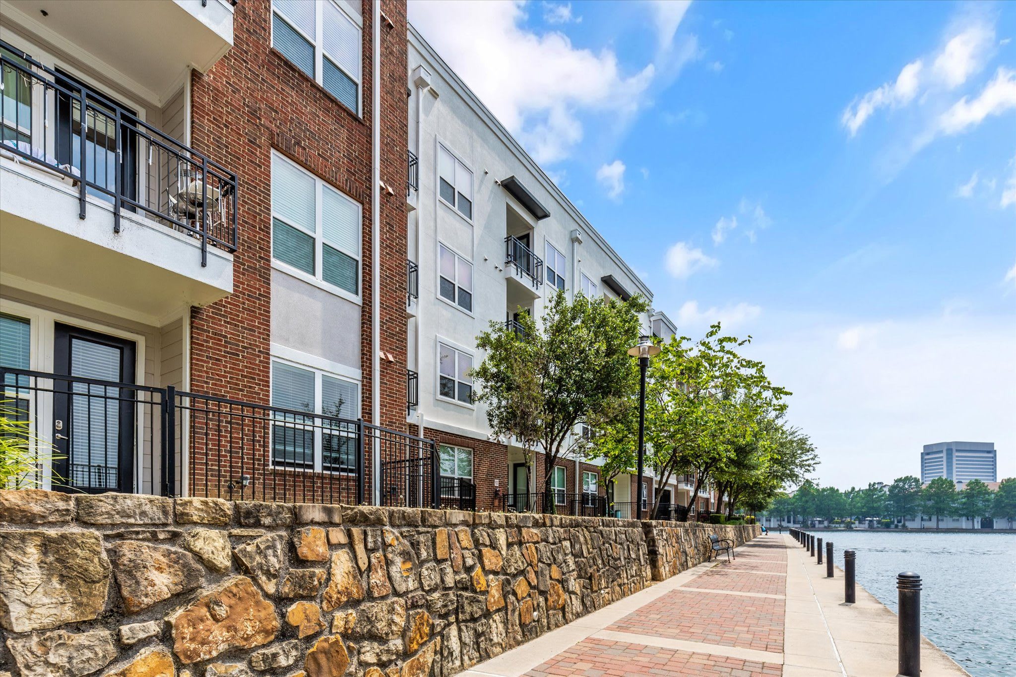 Lakeside Urban Center – photo 4