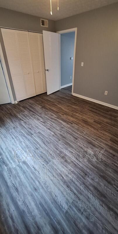 377 Redmar Blvd – photo 5
