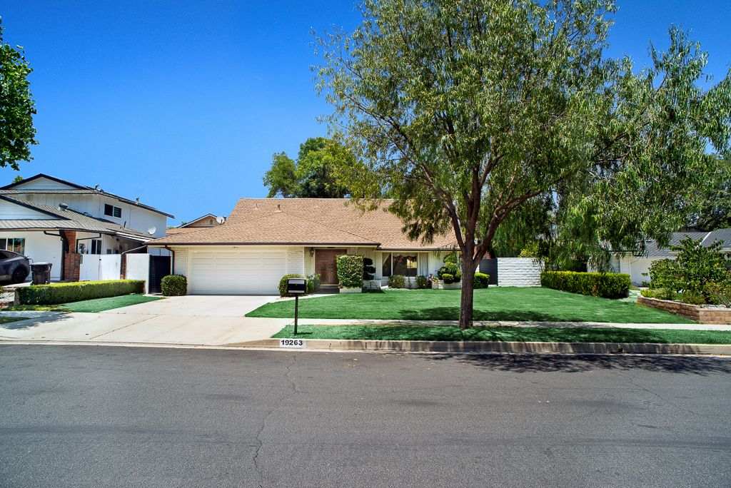 19263 Nashville Street – photo 2