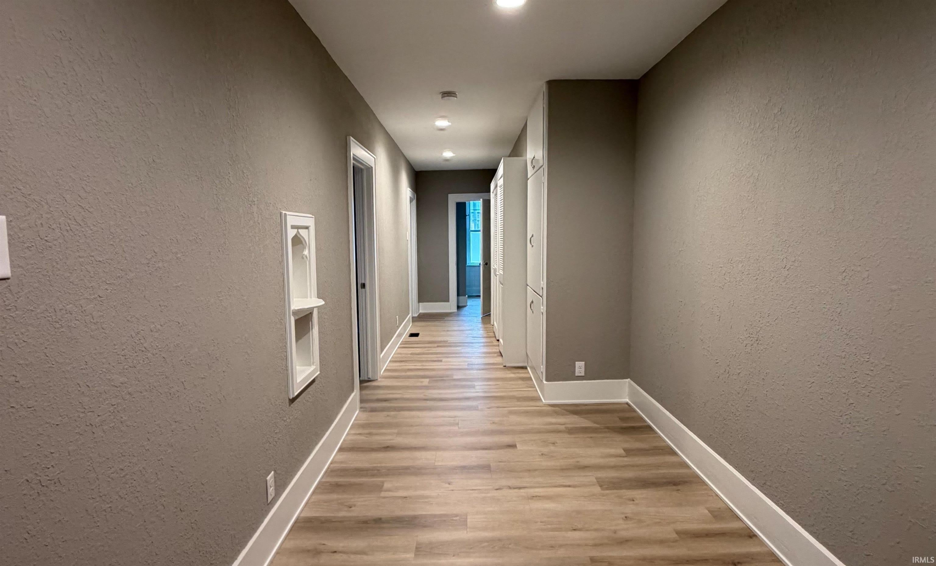 112 E Center Street – photo 4