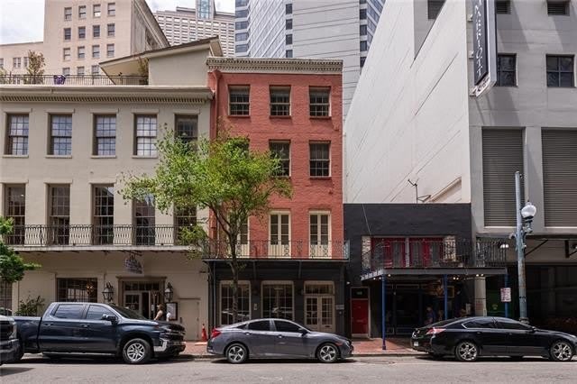 127 CAMP Street – photo 1