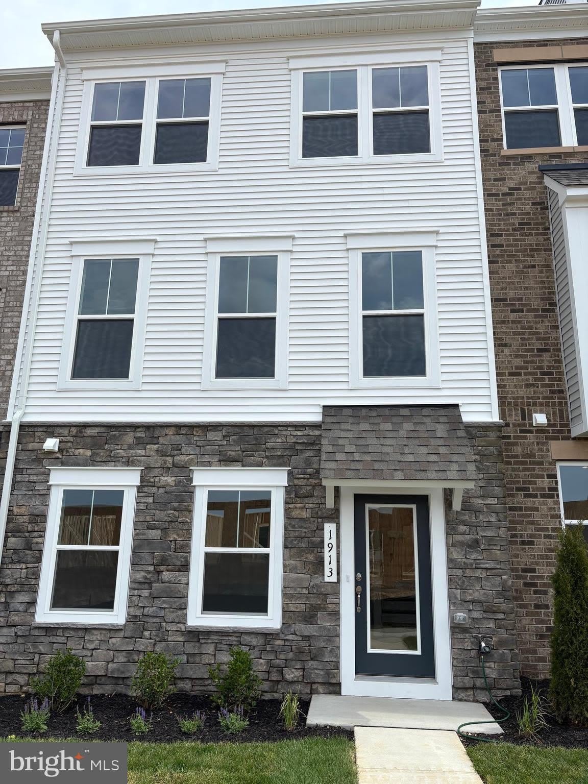 1913 BAROLO BLVD – photo 1
