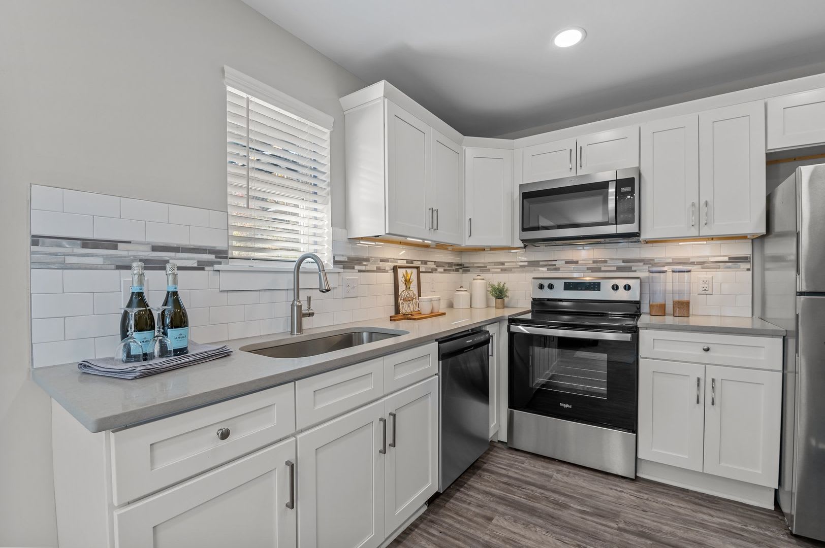 Gorgeous Renovation in Downtown Durham – photo 4