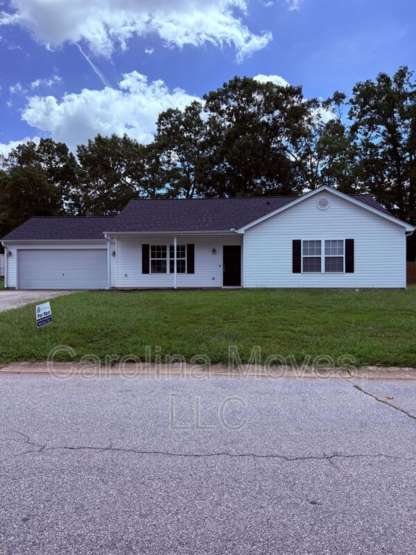 600 Uneeda Ct. – photo 1