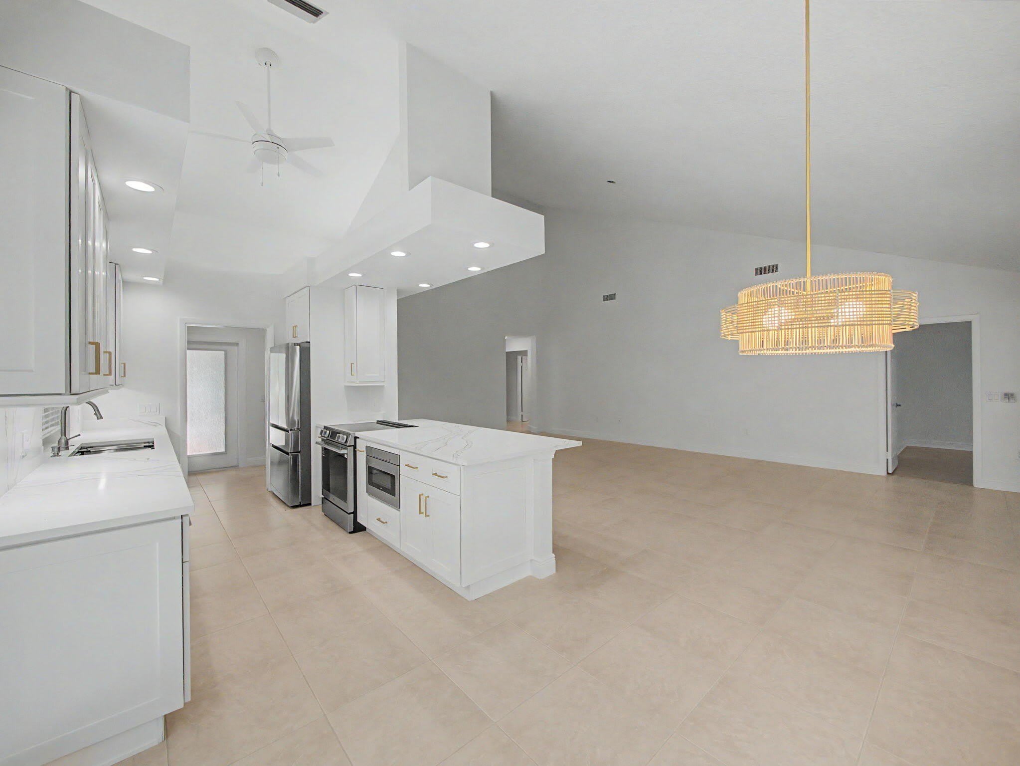 303 LEEWARD Drive – photo 5