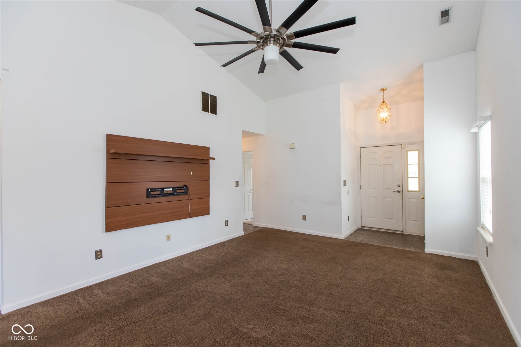 7136 Pluto Drive – photo 3