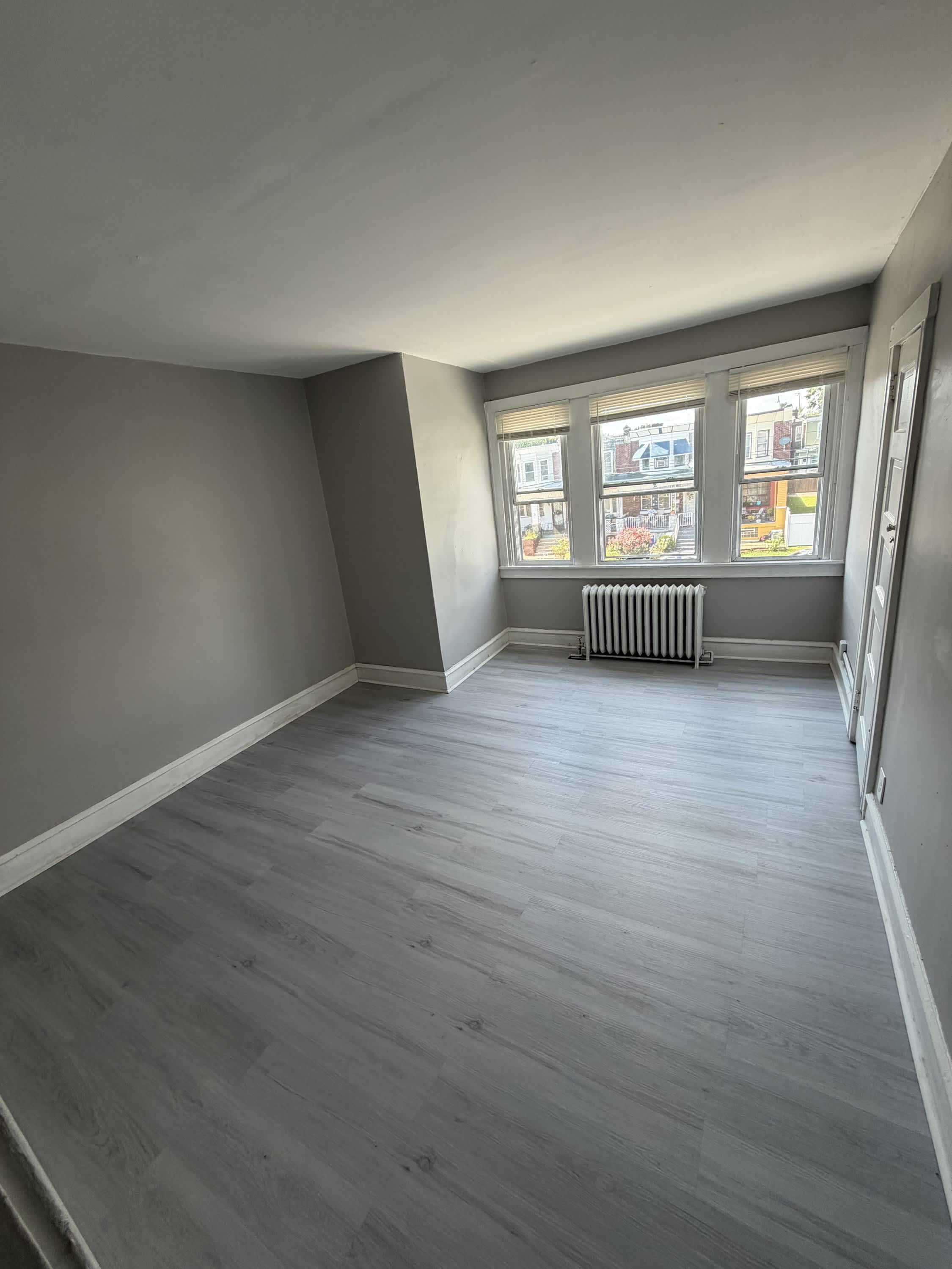 6529 Torresdale Ave – photo 3