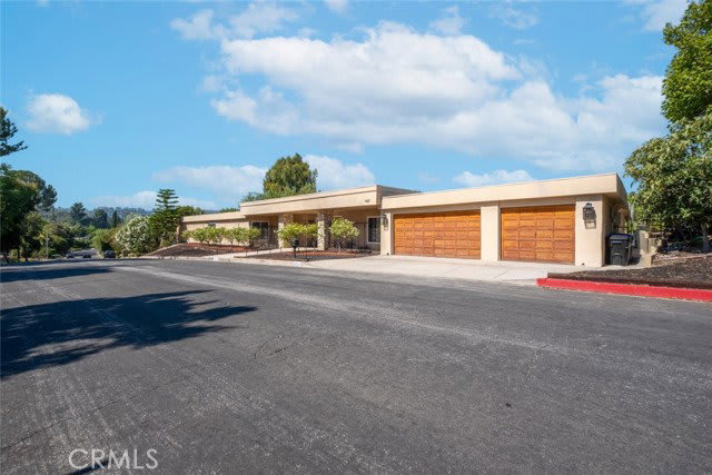 4321 Clear Valley Drive – photo 5