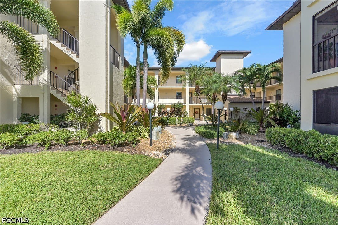 8474 Charter Club Circle – photo 4