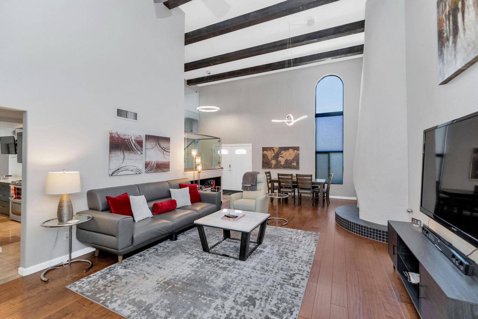 Rates Vary 4 495 7 495 – photo 3