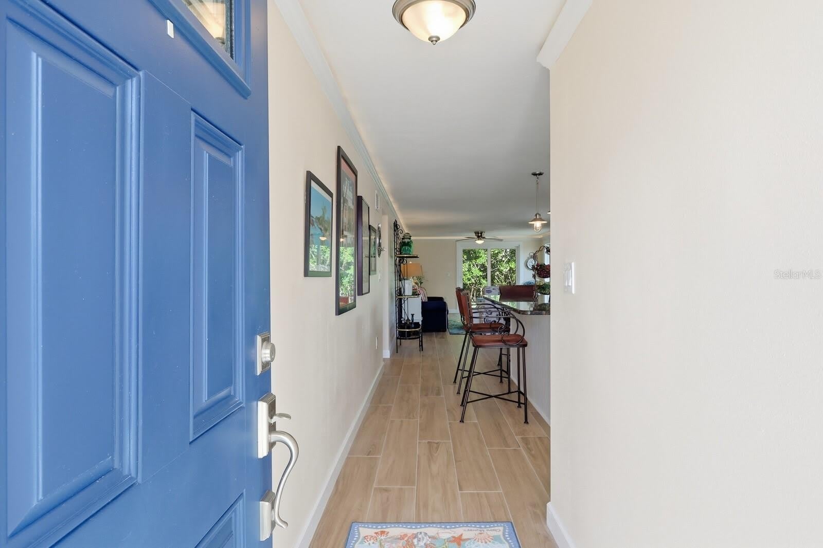 573 SPANISH Drive N – photo 2