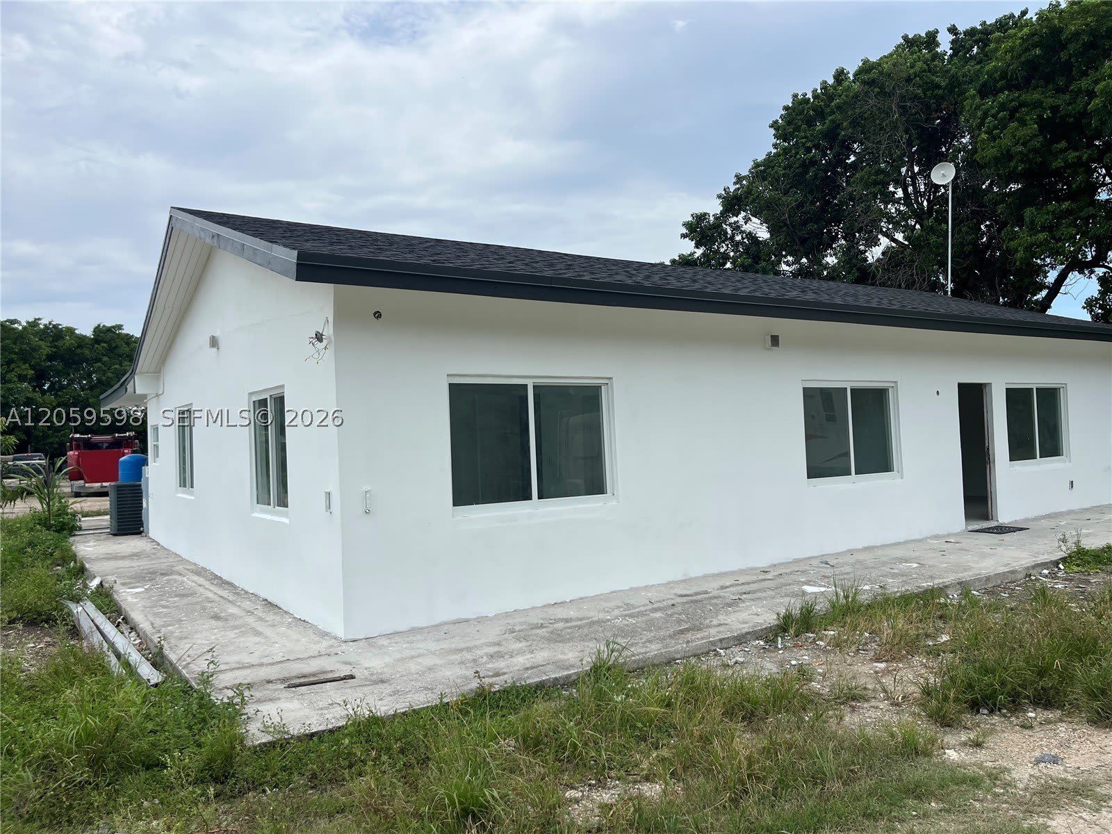 15430 Sw 194Th Ave – photo 2
