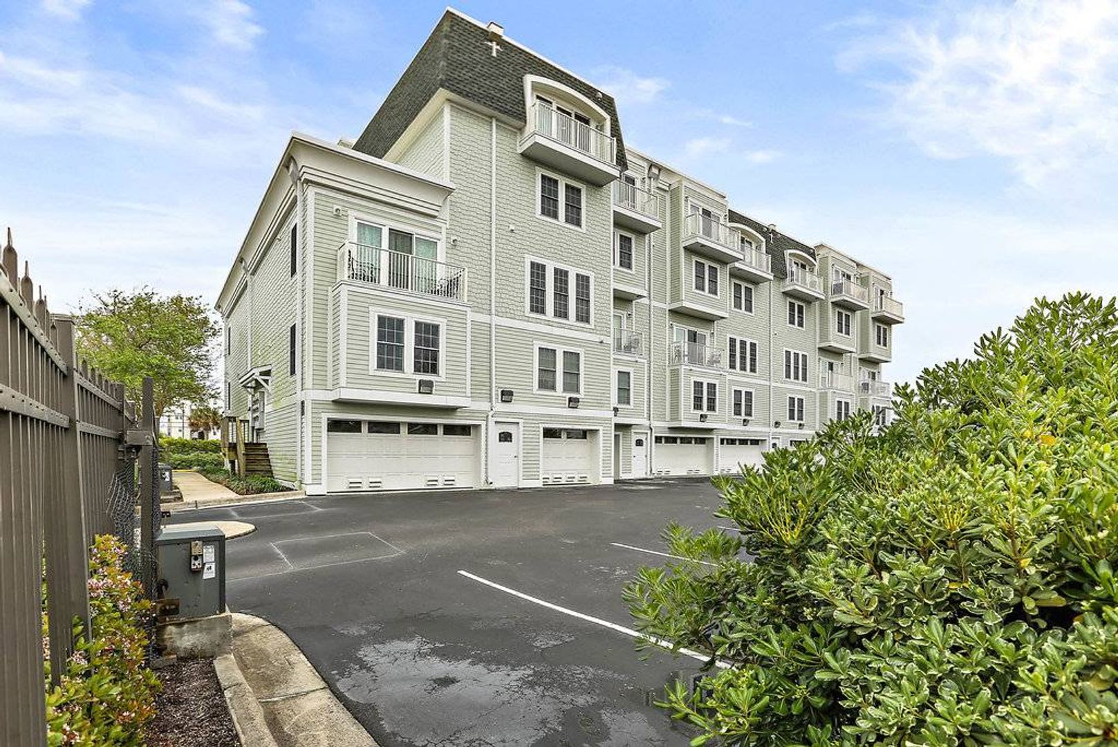 (C004) 305 S. Lake Park Blvd. Unit 106 Carolina Beach, NC 28428 – photo 4