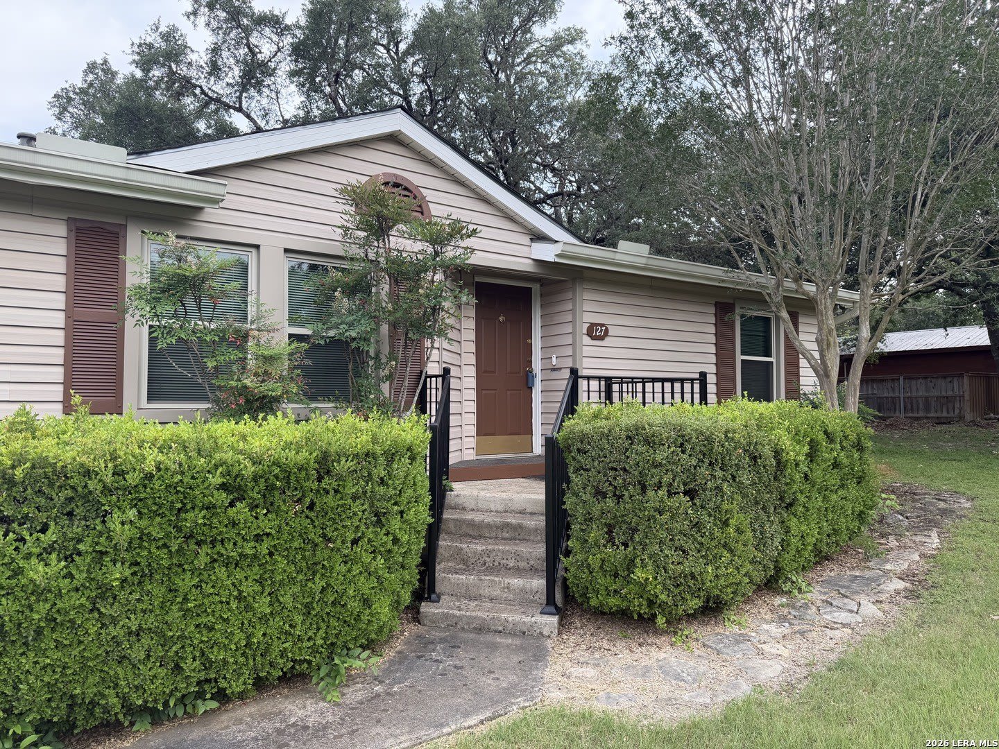 127 Stonegate – photo 1