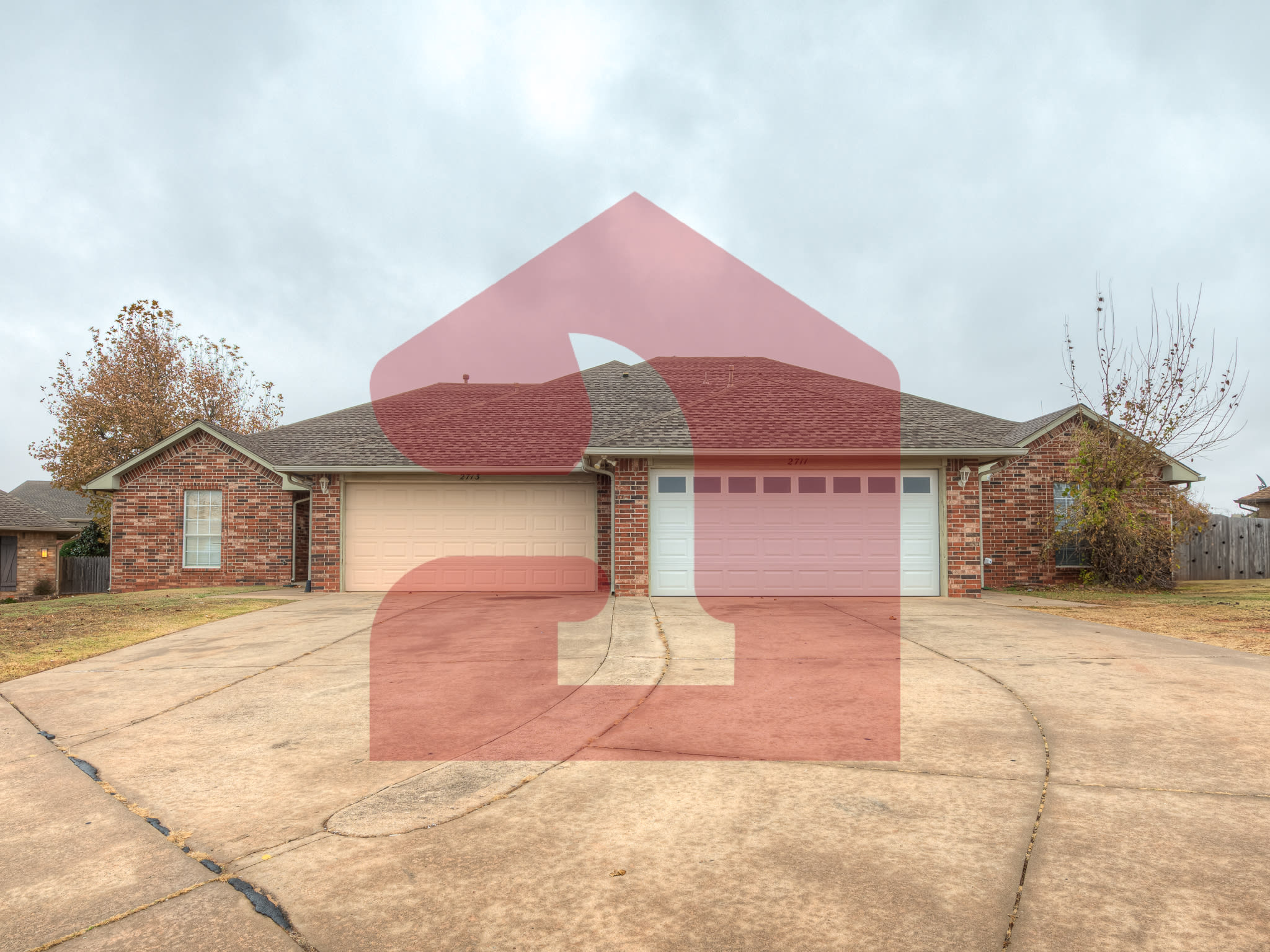 2711 Silvertree Drive – photo 1