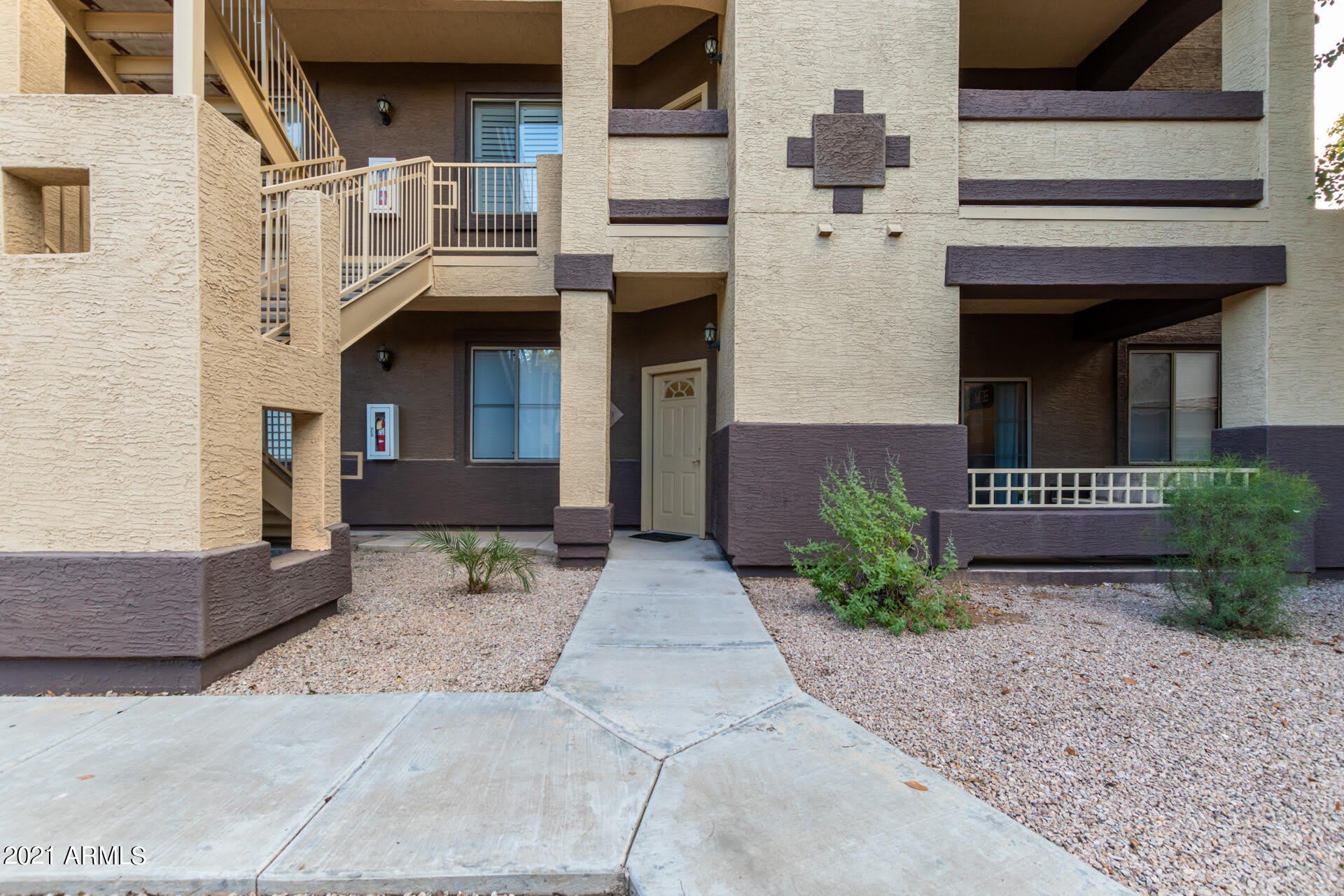10136 E Southern Avenue – photo 2