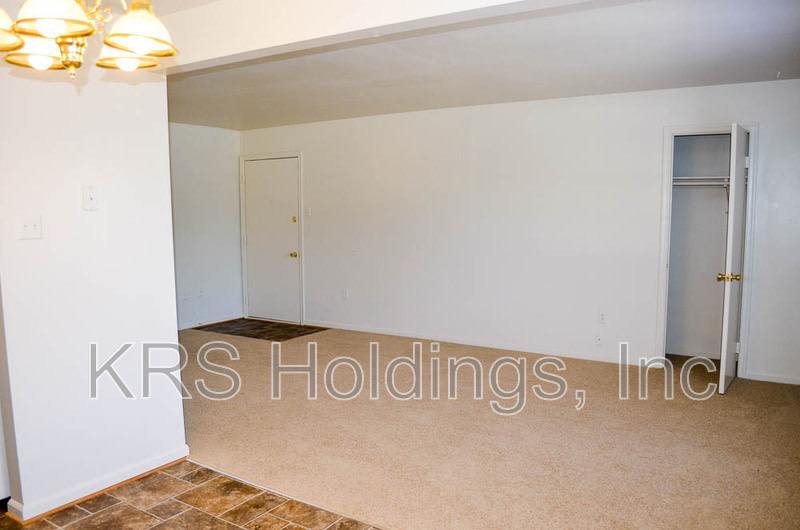 7732 Colonial Point Lane – photo 3
