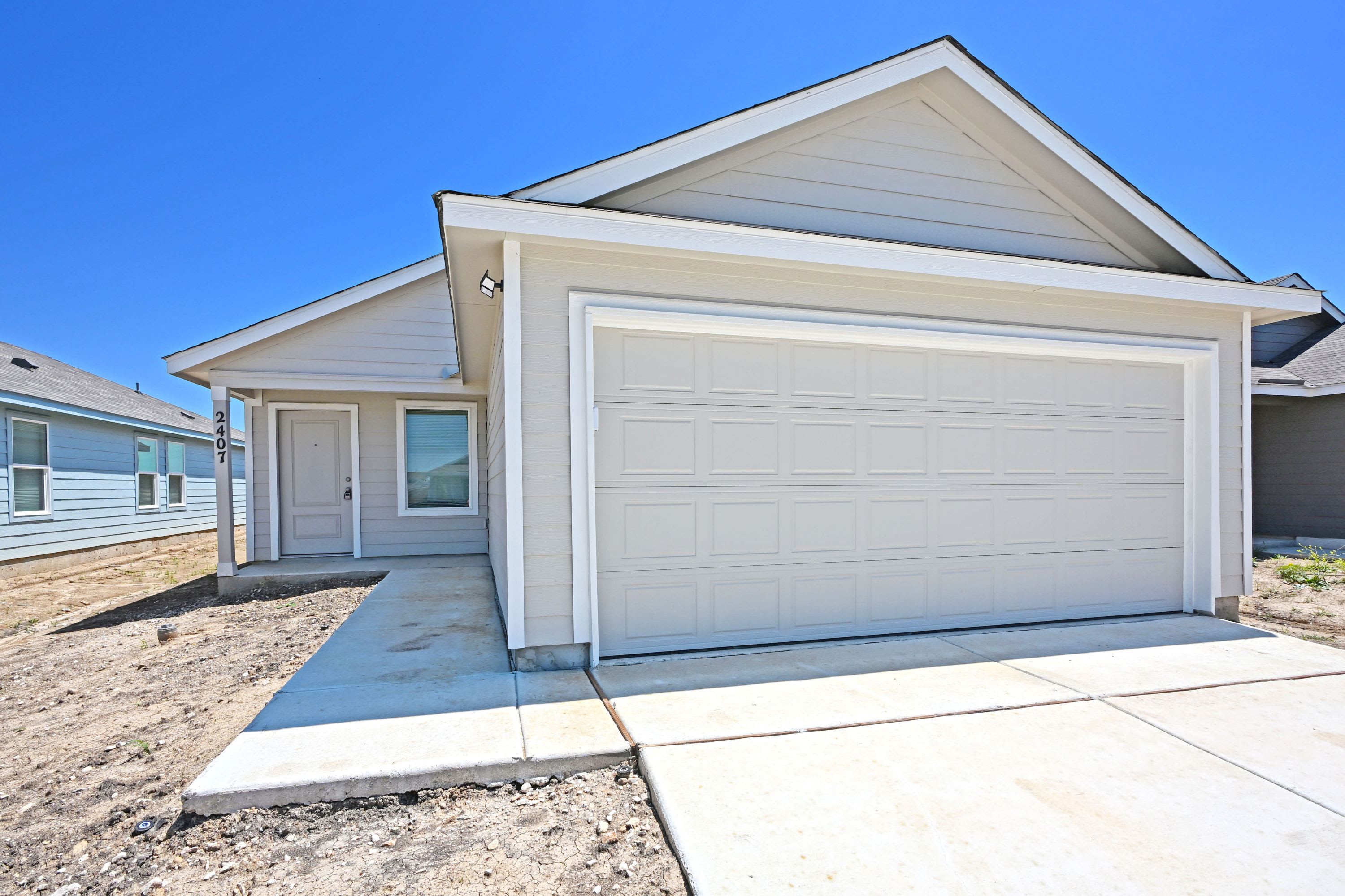 2407 Shady Grove – photo 1
