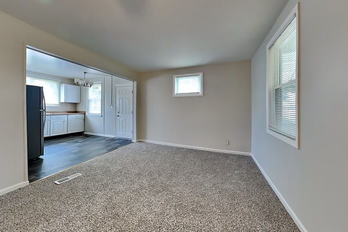 11 Seabright Avenue – photo 4
