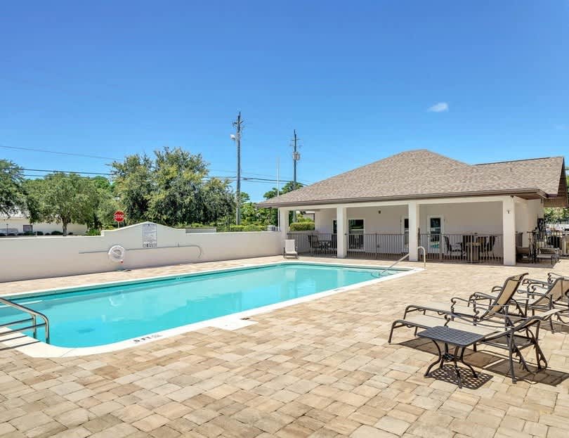 995 Airport Road – photo 3