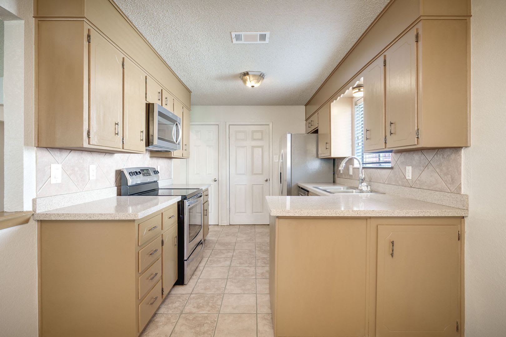1703 Kingman Rd – photo 5