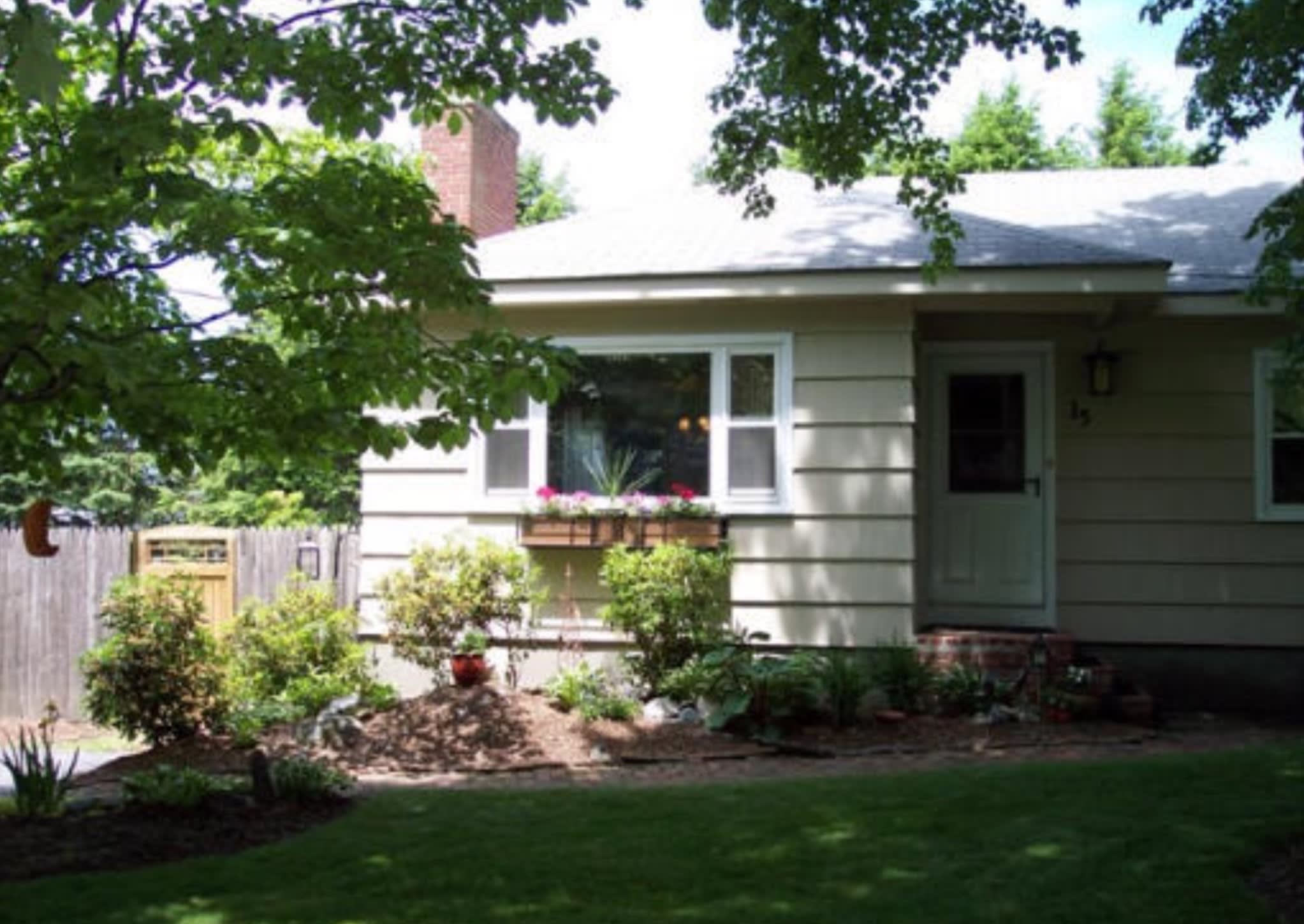 15 Armstrong Dr – photo 5