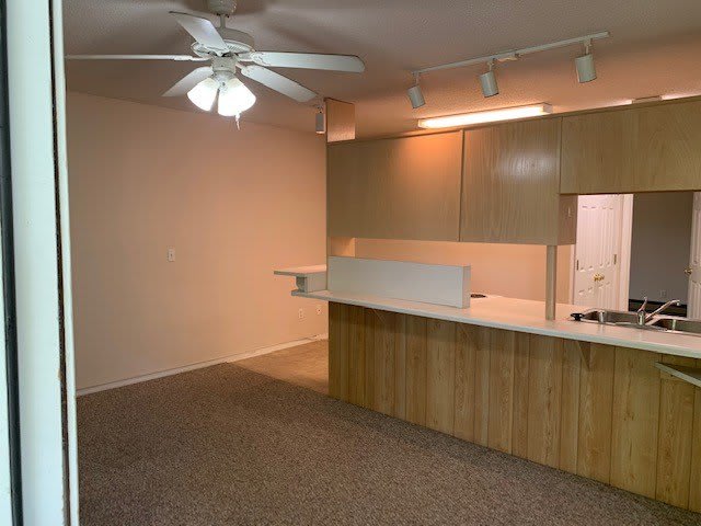 628 N Oakland Avenue – photo 5