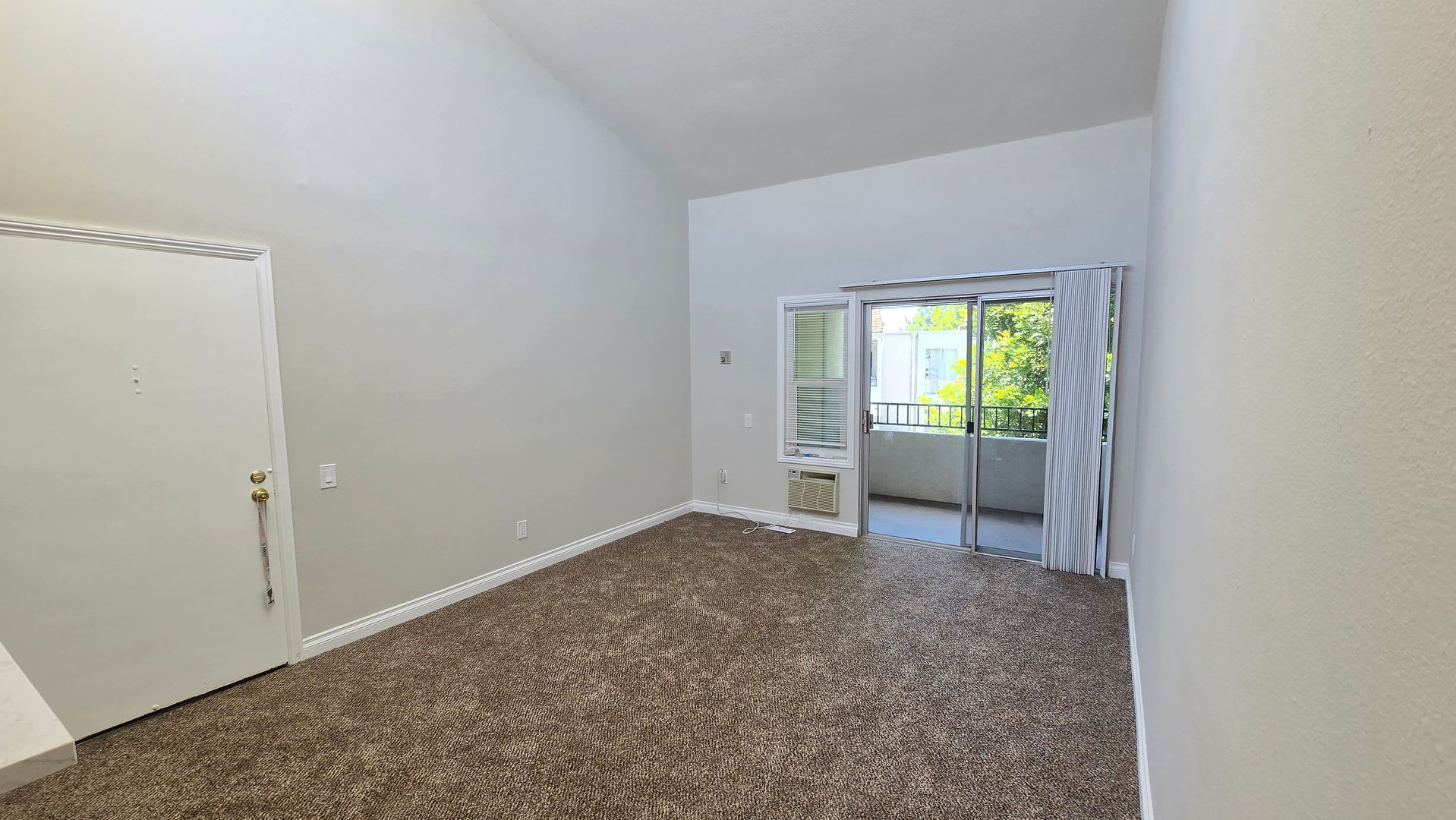Serra Mesa Gem – Comfort, Convenience, and a Little Bit of Sunshine – photo 3
